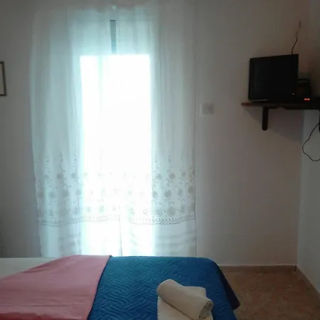 With Pool And Stunning Views Villa Podgorica