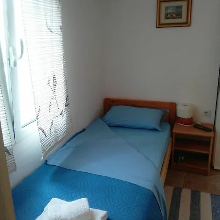 With Pool And Stunning Views Villa Podgorica