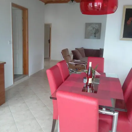 With Pool And Stunning Views Villa
