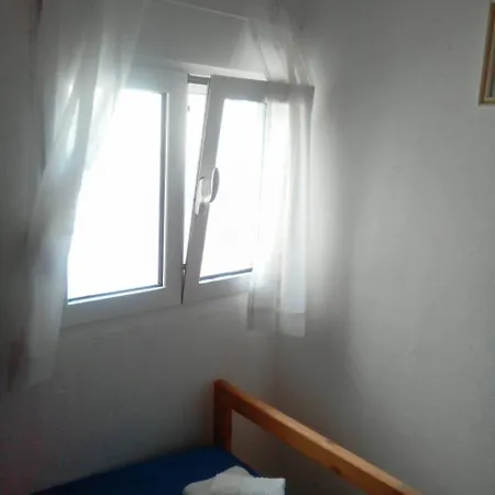 Villa With Pool And Stunning Views Podgorica